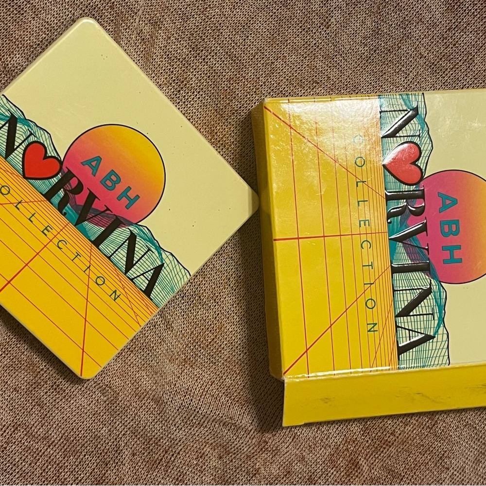 ABH Norvina Collection Eyeshadow Palette